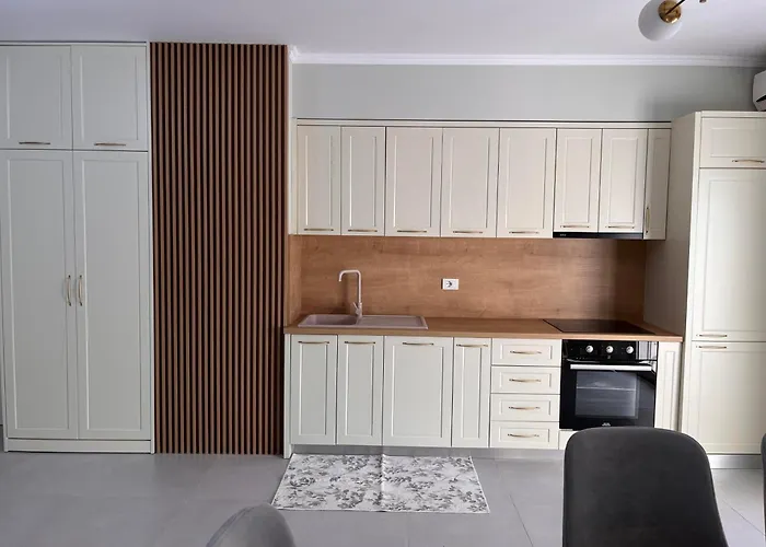 Beautiful Beachside Apartment